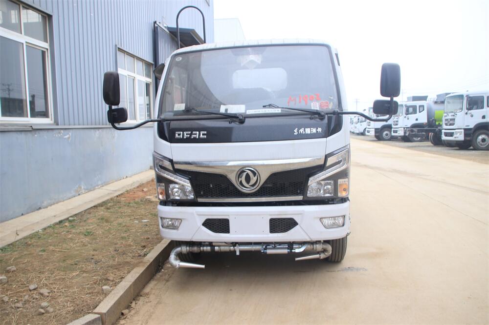 東風(fēng)小福瑞卡（3308，云內(nèi)127）國六  內(nèi)飾照片圖