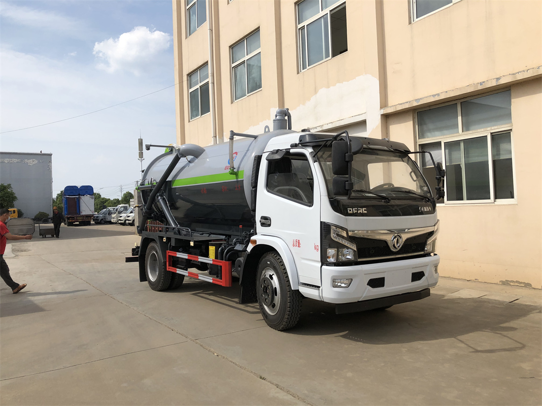 8噸吸污車(chē)-旺龍國(guó)六東風(fēng)多利卡8方吸污車(chē)廠(chǎng)家價(jià)格